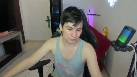 Snapshot of kevin873s chatting on November 22, 11:37 pm Kevin online show from November 22, 11:37 pm