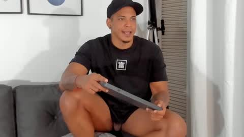 Kevin Lance online show from February 10, 8:53 am