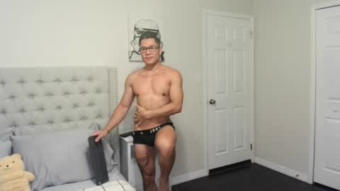 Snapshot of kevinkham chatting on October 1, 11:55 pm kevinkham online show from October 1, 11:55 pm