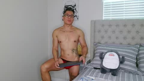 Snapshot of kevinkham chatting on October 19, 2:50 pm kevinkham online show from October 19, 2:50 pm