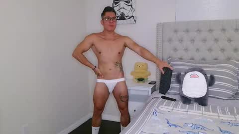 Snapshot of kevinkham chatting on October 21, 11:27 pm kevinkham online show from October 21, 11:27 pm