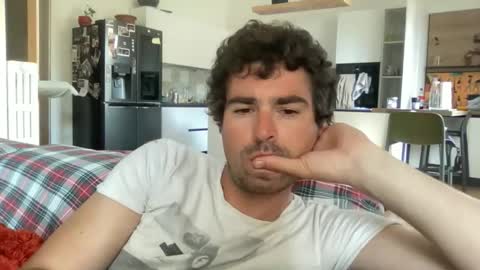 kevinpillobello online show from April 18, 3:16 pm