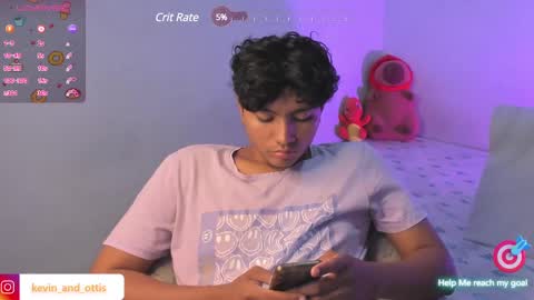 kevin and ottis online show from December 28, 11:48 pm