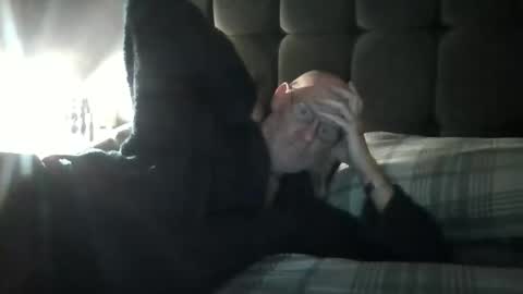 Snapshot of kevlooking4sez chatting on October 27, 12:36 am kevlooking4sez online show from October 27, 12:36 am