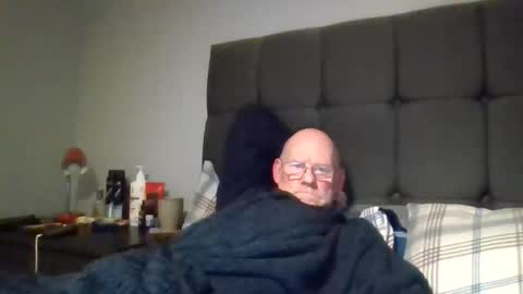 Snapshot of kevlooking4sez chatting on November 21, 11:58 pm kevlooking4sez online show from November 21, 11:58 pm