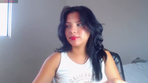 Snapshot of keyti_sullivan chatting on January 2, 8:02 pm Keyti online show from January 2, 8:02 pm