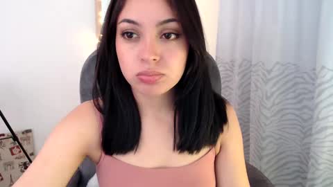 Snapshot of khal_girl chatting on February 2, 2:06 am Liss online show from February 2, 2:06 am