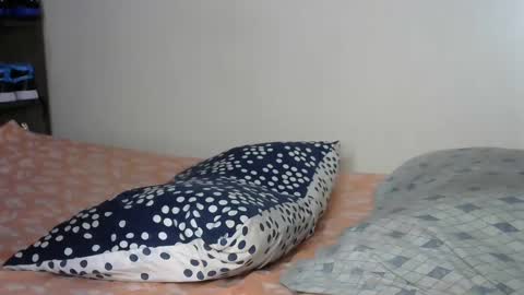 Snapshot of khalidnatasha chatting on February 25, 7:42 am khalidnatasha online show from February 25, 7:42 am