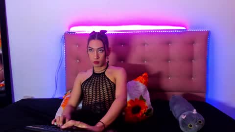 Snapshot of khandyz chatting on February 9, 4:40 pm Khandyz online show from February 9, 4:40 pm