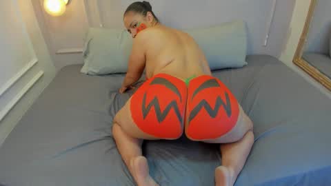 Snapshot of khaterine_hot_1 chatting on October 31, 10:55 pm Kathe Hot online show from October 31, 10:55 pm