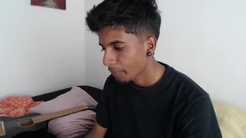 Snapshot of khevinlopezonig chatting on December 28, 7:01 pm khevinlopezonig online show from December 28, 7:01 pm