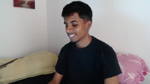 Snapshot of khevinlopezonig chatting on December 29, 10:25 pm khevinlopezonig online show from December 29, 10:25 pm