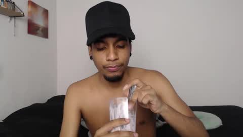 Snapshot of khevinlopezonig chatting on September 9, 5:51 am khevinlopezonig online show from September 9, 5:51 am