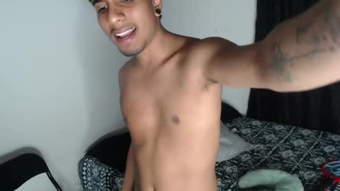 Snapshot of khevinlopezonig chatting on October 19, 12:44 am khevinlopezonig online show from October 19, 12:44 am