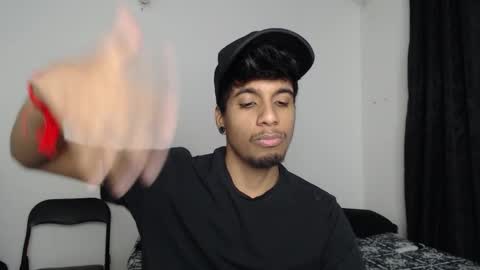 Snapshot of khevinlopezonig chatting on November 2, 1:52 am khevinlopezonig online show from November 2, 1:52 am