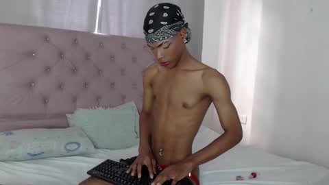 khler_angelis online show from March 11, 8:20 pm