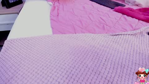 Snapshot of khloe_cutee chatting on January 14, 1:47 am Khloe Cute online show from January 14, 1:47 am