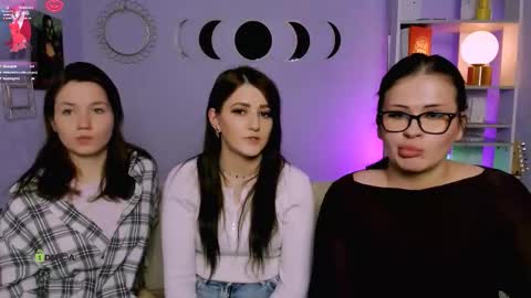 Snapshot of khloebeauty chatting on January 14, 10:58 pm khloebeauty online show from January 14, 10:58 pm