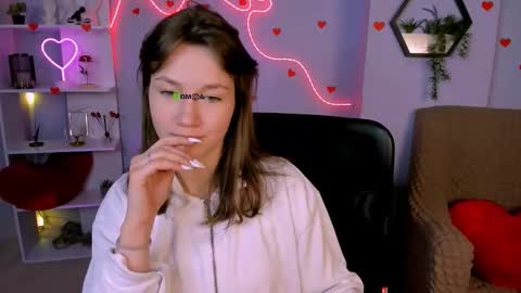 Snapshot of khloebeauty chatting on February 11, 7:41 pm khloebeauty online show from February 11, 7:41 pm