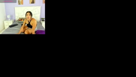 Snapshot of khloeblake chatting on January 12, 11:26 pm Khloe online show from January 12, 11:26 pm