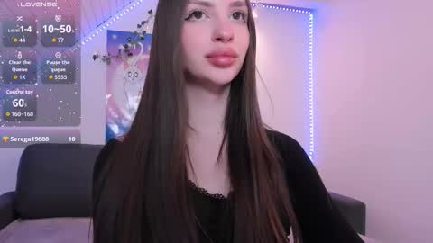 Snapshot of khloeforever chatting on October 27, 10:14 pm khloe online show from October 27, 10:14 pm