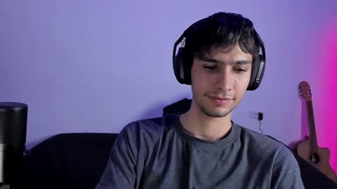 khozler_ online show from January 21, 5:38 am