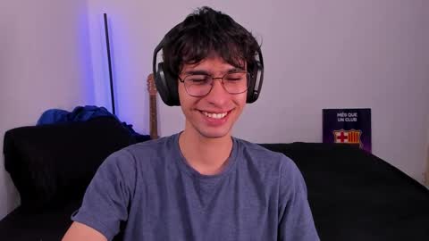 khozler_ online show from March 9, 3:01 am