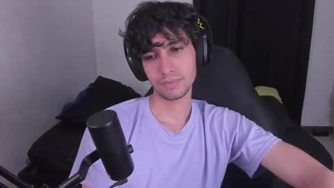 khozler_ online show from October 6, 4:10 am