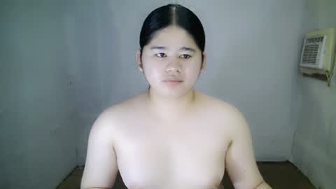 Your SweetGirl Ts online show from March 10, 11:53 am