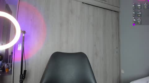 Snapshot of kianys chatting on December 30, 1:26 am KIANYS online show from December 30, 1:26 am