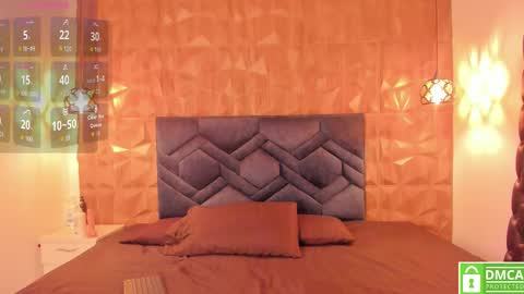 kiara_velvet__ online show from November 23, 3:39 am