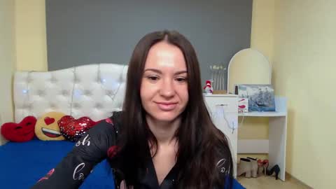 Kara online show from December 2, 7:09 pm