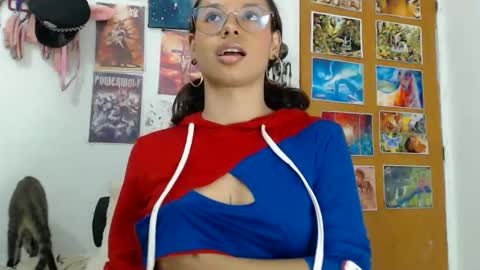 Snapshot of kiaralenon chatting on November 21, 1:48 am kiaralenon online show from November 21, 1:48 am