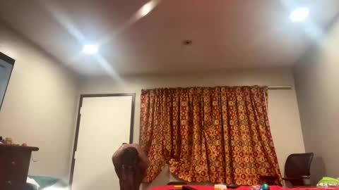 Snapshot of kibrombariu45 chatting on November 1, 12:07 pm HunneysPlayRoom online show from November 1, 12:07 pm