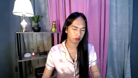 Snapshot of kieshagray chatting on January 23, 8:04 am kiesha online show from January 23, 8:04 am