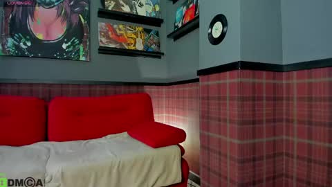 KiittieX online show from April 15, 7:48 am