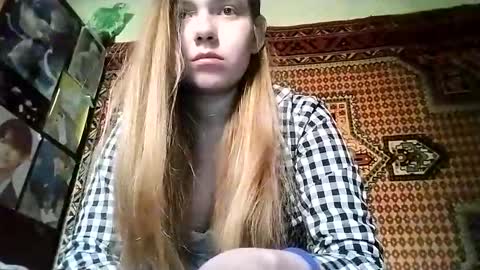 kikibang_ online show from October 23, 8:13 am