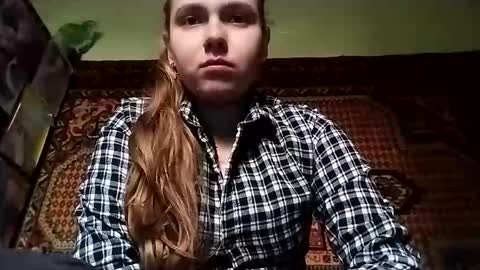 kikibang_ online show from November 27, 8:27 am