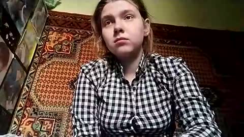 kikibang_ online show from March 25, 9:37 am