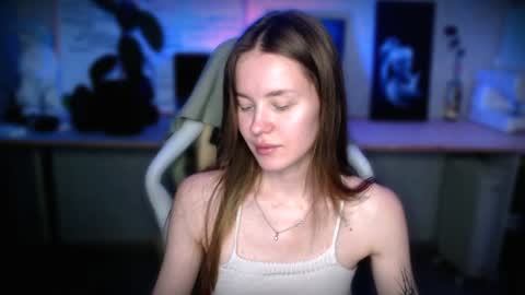 Mika and Miranda online show from December 7, 2:20 am