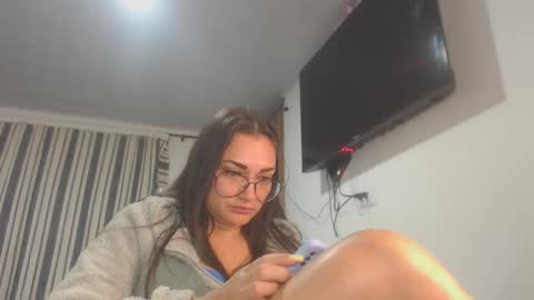 Snapshot of killey_saints chatting on September 27, 2:05 am killey online show from September 27, 2:05 am