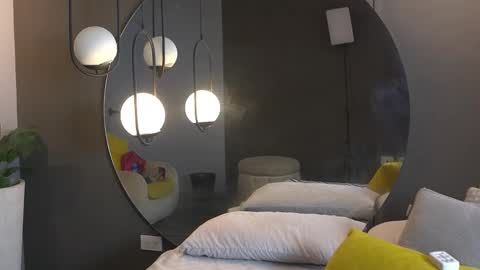 Kim online show from December 17, 12:44 pm