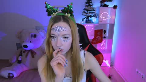 Snapshot of kim_boyd chatting on December 25, 12:15 pm kim_boyd online show from December 25, 12:15 pm