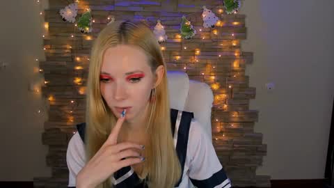 Snapshot of kim_boyd chatting on January 11, 6:44 pm kim_boyd online show from January 11, 6:44 pm