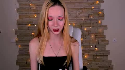 Snapshot of kim_boyd chatting on March 8, 3:13 pm kim_boyd online show from March 8, 3:13 pm