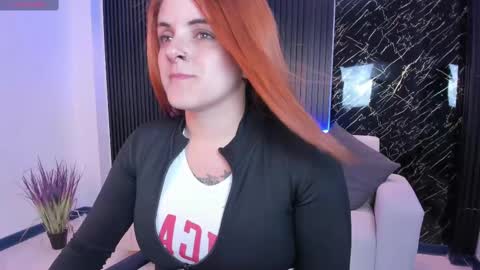 Snapshot of kim_brown_ chatting on September 10, 12:27 pm Kim online show from September 10, 12:27 pm