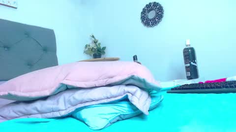 Kim online show from February 4, 6:25 am