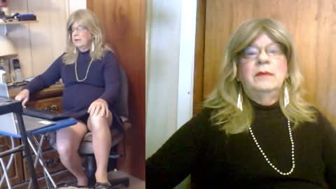 kim crossdresser     no nude room and clean chat only. online show from December 6, 3:55 pm