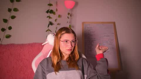 ISABELLA 3 online show from November 20, 10:48 am