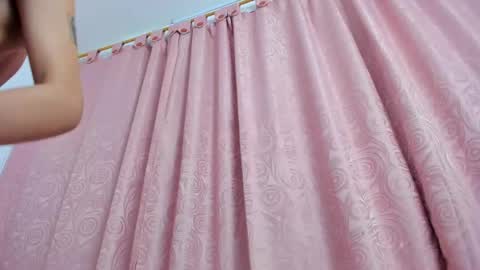 Snapshot of kim_eli chatting on February 25, 2:58 am kim_eli online show from February 25, 2:58 am